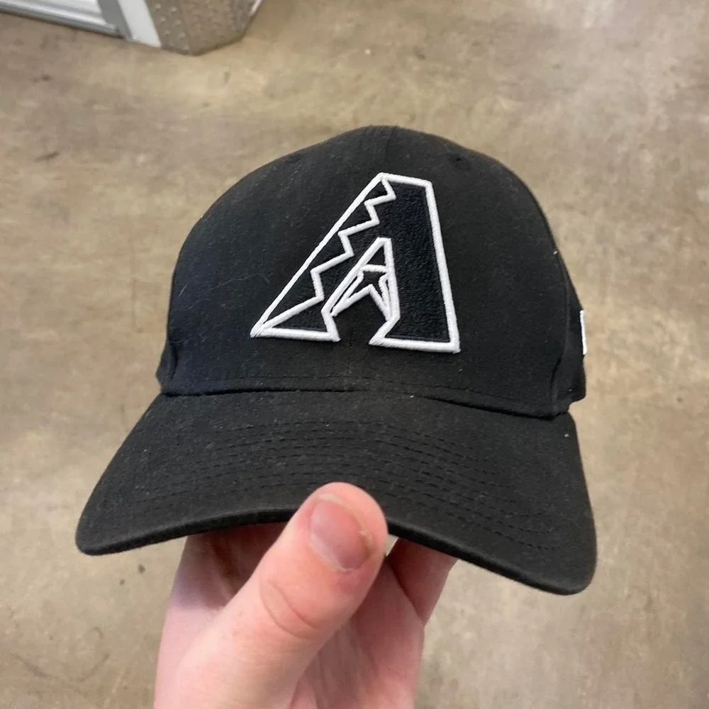 Vintage Arizona Diamondbacks Black and White A Logo New Era 9Fifty SnapBack Hat